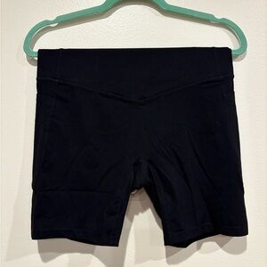 HALARA Black Biker Shorts